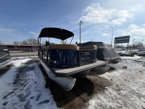 More photos of 2026 SUNCHASER ECLIPSE 23 LR DH TRIPLE 200HP BUNK TRAILER at McLaughlin's RV and Marine - Fargo, ND