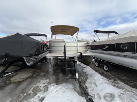 More photos of 2014 CYPRESS CAY CAYMAN 210 50HP BUNK TRAILER at McLaughlin's RV and Marine - Fargo, ND