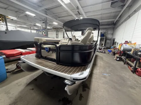 More photos of 2026 PREMIER SUNSCAPE 220 RF PTX TRIPLE 200HP BUNK TRAILER at McLaughlin's RV and Marine - Fargo, ND