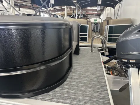 More photos of 2026 PREMIER SUNSCAPE 200 RF 90HP BUNK TRAILER at McLaughlin's RV and Marine - Fargo, ND