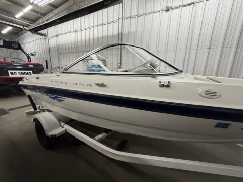 More photos of 2004 BAYLINER 185 4.3L at McLaughlin's RV and Marine - Fargo, ND