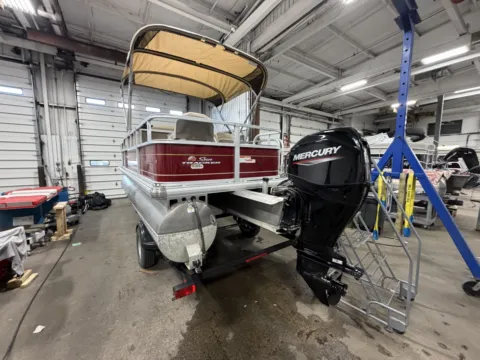 More photos of 2023 SUN TRACKER BASS BUGGY 18 DLX 60HP MERCURY BUNK TRAILER at McLaughlin's RV and Marine - Fargo, ND