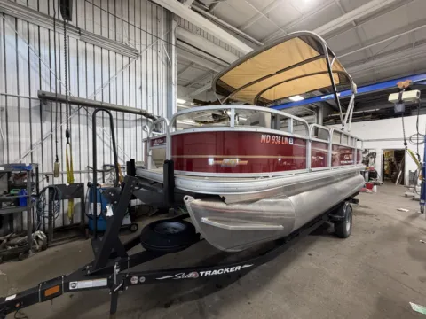 Another view of 2023 SUN TRACKER BASS BUGGY 18 DLX 60HP BUNK TRAILER for sale in Brainerd, MN at McLaughlin's RV & Marine - Brainerd