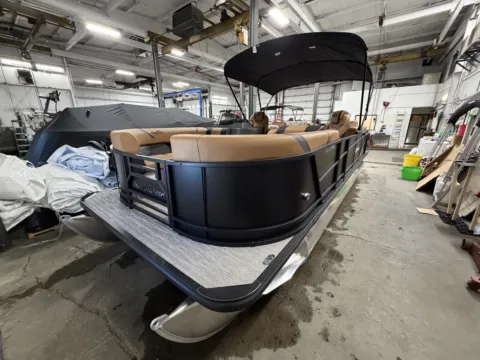 More photos of 2026 SUNCHASER ECLIPSE 23 LR DH 150HP BUNK TRAILER at McLaughlin's RV and Marine - Fargo, ND