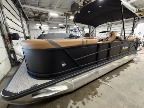 Photos of 2026 SUNCHASER ECLIPSE 23 LR DH 150HP BUNK TRAILER for sale in Fargo, ND at McLaughlin's RV and Marine - Fargo