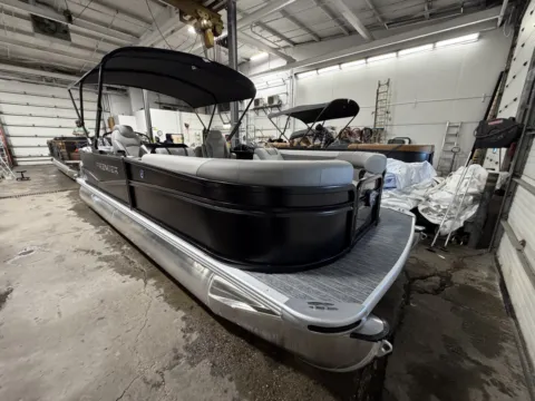 Photos of 2026 PREMIER SUNSCAPE 220 RF 115HP BUNK TRAILER for sale in Fargo, ND at McLaughlin's RV and Marine - Fargo