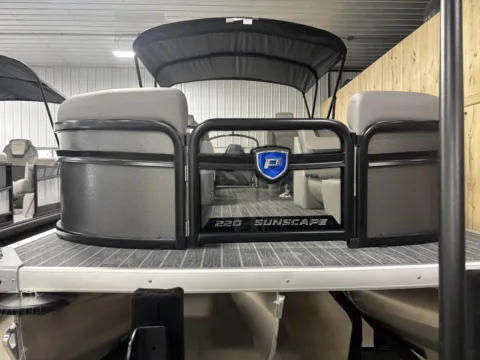 More photos of 2026 PREMIER SUNSCAPE 220 RF PTX TRIPLE 200HP BUNK TRAILER at McLaughlin's RV & Marine - Detroit Lakes, MN