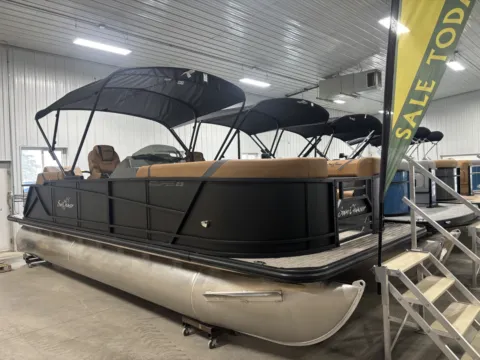 Photos of 2026 SUNCHASER ECLIPSE 23 LR DH 150HP BUNK TRAILER for sale in Fargo, ND at McLaughlin's RV and Marine - Fargo