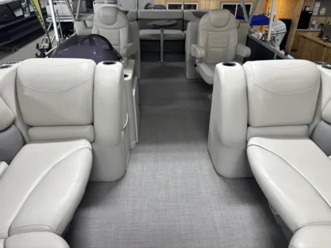 Unknown 2019 SYLVAN MIRAGE 8522 LZ 115HP SEA LEGS for sale in Fargo, ND