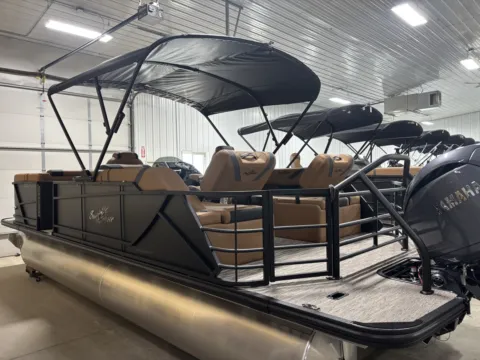 More photos of 2026 SUNCHASER ECLIPSE 23 LR DH 150HP BUNK TRAILER at McLaughlin's RV and Marine - Fargo, ND