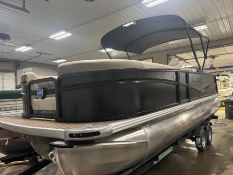 More photos of 2026 PREMIER SUNSCAPE 220 RL PTX TRIPLE 200HP BUNK TRAILER at McLaughlin's RV and Marine - Fargo, ND