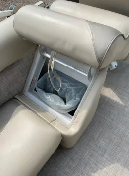 More photos of 2018 PREMIER SUNSATION 230 RF 140HP BUNK TRAILER at McLaughlin's RV and Marine - Fargo, ND