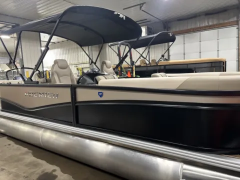 Photos of 2026 PREMIER SUNSCAPE 220 RF 150HP BUNK TRAILER for sale in Fargo, ND at McLaughlin's RV and Marine - Fargo