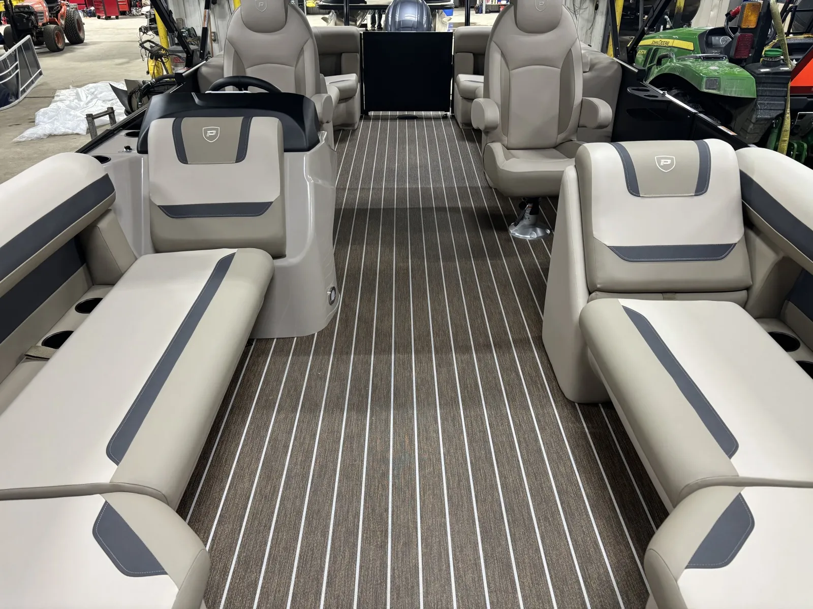 Photos of 2026 PREMIER SUNSCAPE 220 RF 150HP LEGS BUNK TRAILER for sale in Detroit Lakes, MN at McLaughlin's RV & Marine - Detroit Lakes