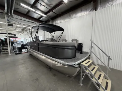 More photos of 2026 PREMIER SUNSCAPE 200 RF 90HP BUNK TRAILER at McLaughlin's RV and Marine - Fargo, ND