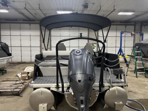 More photos of 2026 PREMIER SUNSCAPE 220 RL 150HP BUNK TRAILER at McLaughlin's RV and Marine - Fargo, ND