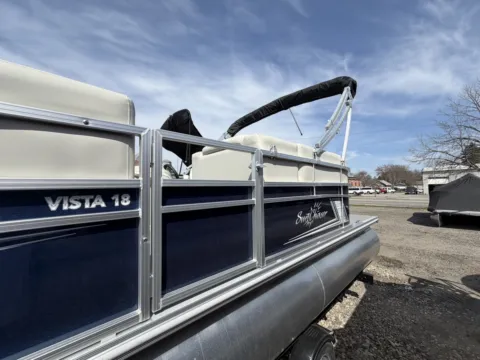 More photos of 2026 SUNCHASER VISTA 18 LR 50HP BUNK TRAILER at McLaughlin's RV and Marine - Fargo, ND