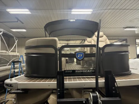 Another view of 2026 PREMIER SUNSCAPE 220 RF PTX TRIPLE 200HP BUNK TRAILER for sale in Fargo, ND at McLaughlin's RV and Marine - Fargo