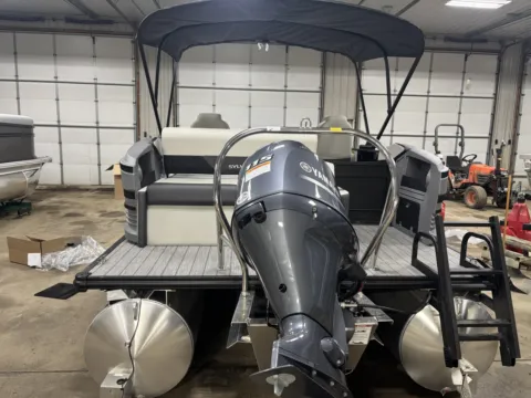 More photos of 2026 SYLVAN R SERIES R-22 CLZ DH 115HP BUNK TRAILER at McLaughlin's RV and Marine - Fargo, ND