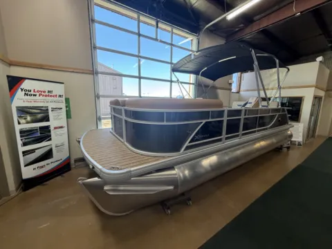 Photos of 2026 GODFREY XPERIENCE 2286 SFLX 115HP BUNK TRAILER for sale in Fargo, ND at McLaughlin's RV and Marine - Fargo