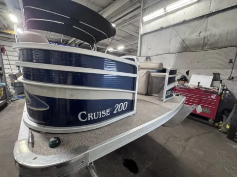 More photos of 2016 PALM BEACH 20' 50HP at McLaughlin's RV and Marine - Fargo, ND