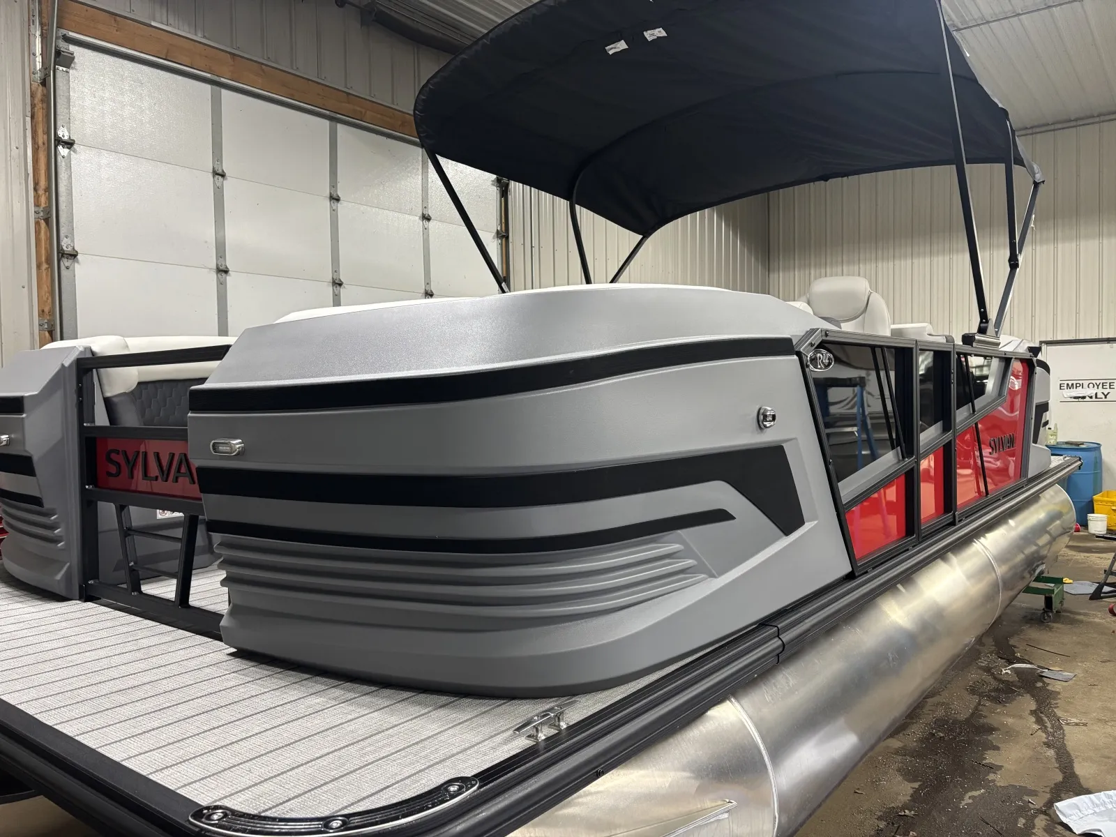 Another view of 2026 SYLVAN R SERIES R-22 LZ DH 115HP BUNK TRAILER for sale in Detroit Lakes, MN at McLaughlin's RV & Marine - Detroit Lakes