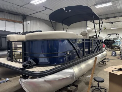 More photos of 2026 SYLVAN MIRAGE 822 LZ 115HP BUNK TRAILER at McLaughlin's RV & Marine - Detroit Lakes, MN