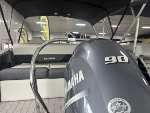 More photos of 2026 SYLVAN R SERIES R-20 CLZ DH 90HP BUNK TRAILER at McLaughlin's RV and Marine - Fargo, ND