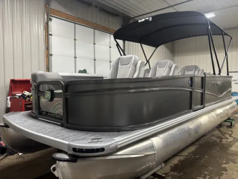 Photos of 2026 PREMIER SUNSCAPE 220 RF 115HP BUNK TRAILER for sale in Fargo, ND at McLaughlin's RV and Marine - Fargo
