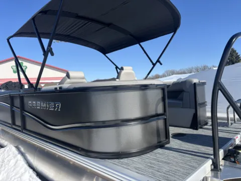 More photos of 2026 PREMIER SUNSCAPE 200 RF 90HP BUNK TRAILER at McLaughlin's RV & Marine - Detroit Lakes, MN