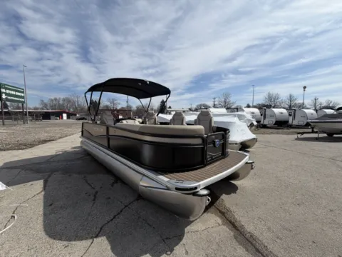 Another view of 2026 PREMIER SUNSCAPE 220 RL 115HP BUNK TRAILER for sale in Fargo, ND at McLaughlin's RV and Marine - Fargo