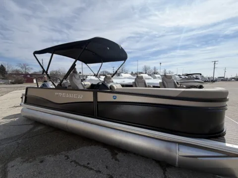 More photos of 2026 PREMIER SUNSCAPE 220 RL 115HP BUNK TRAILER at McLaughlin's RV and Marine - Fargo, ND