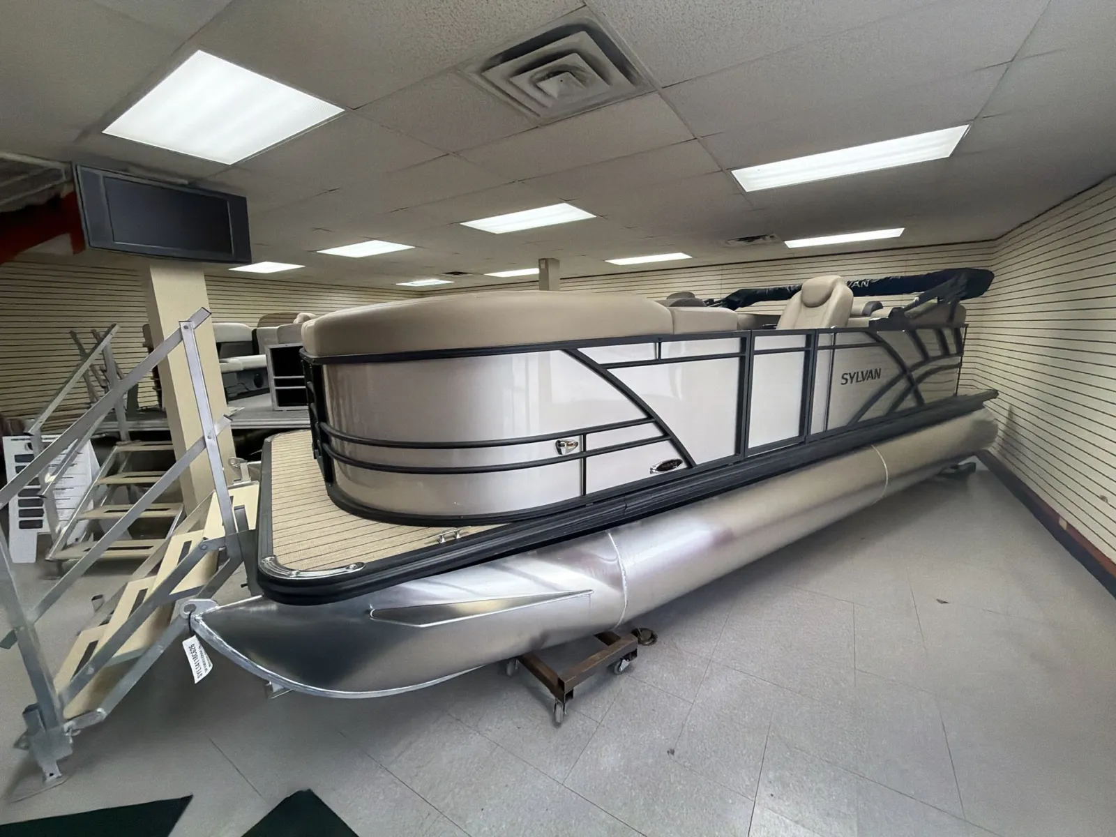 Unknown 2026 SYLVAN MIRAGE 822 LZ 115HP BUNK TRAILER for sale in Fargo, ND