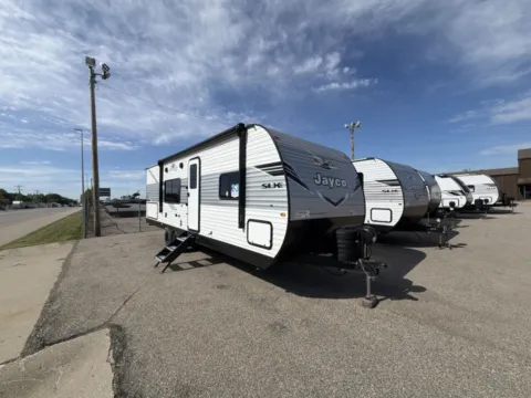 Photos of 2026 Jayco JAY FLIGHT SLX 265BHS for sale in Fargo, ND at McLaughlin's RV and Marine - Fargo