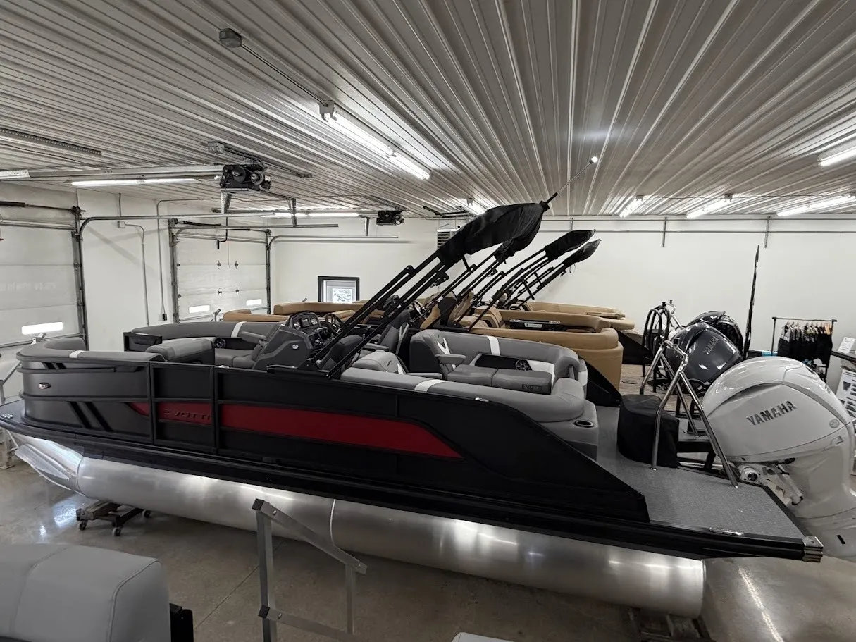 More photos of 2026 EVOTTI 500 SERIES 521 QL 200HP BUNK TRAILER at McLaughlin's RV and Marine - Fargo, ND