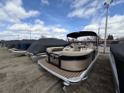 Another view of 2026 PREMIER SUNSCAPE 220 RF 115HP BUNK TRAILER for sale in Fargo, ND at McLaughlin's RV and Marine - Fargo