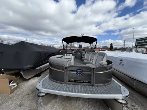 More photos of 2026 PREMIER SUNSCAPE 200 RF 90HP BUNK TRAILER at McLaughlin's RV and Marine - Fargo, ND
