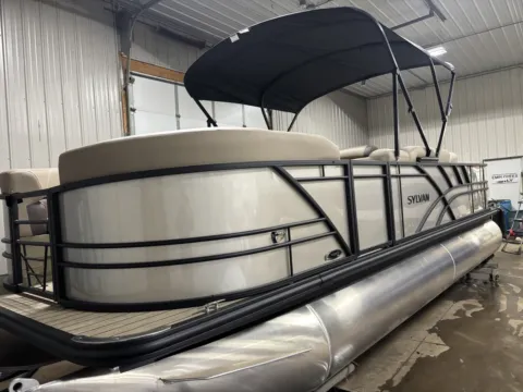 Photos of 2026 SYLVAN MIRAGE 822 PARTY FISH 115HP BUNK TRAILER for sale in Detroit Lakes, MN at McLaughlin's RV & Marine - Detroit Lakes