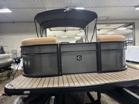 More photos of 2026 GODFREY XPERIENCE 2286 SFLX TRIPLE 200HP BUNK TRAILER at McLaughlin's RV & Marine - Detroit Lakes, MN