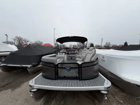 More photos of 2026 PREMIER SUNSCAPE 220 RL 115HP BUNK TRAILER at McLaughlin's RV and Marine - Fargo, ND
