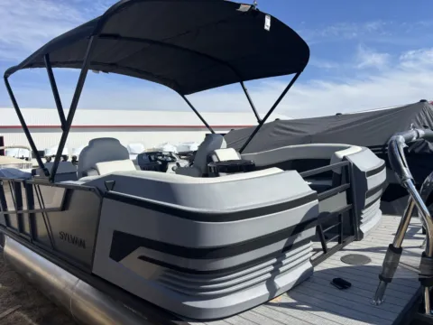 More photos of 2026 SYLVAN R SERIES R-22 LZ DH 115HP BUNK TRAILER at McLaughlin's RV & Marine - Detroit Lakes, MN