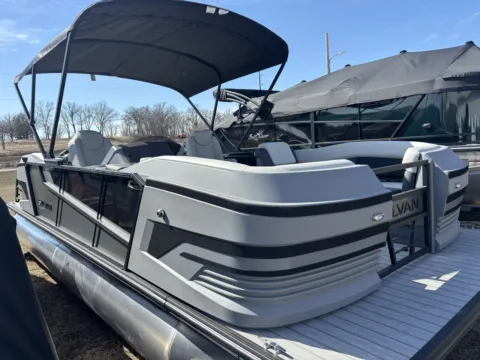 Photos of 2026 SYLVAN R SERIES R-22 LZ DH 115HP BUNK TRAILER for sale in Detroit Lakes, MN at McLaughlin's RV & Marine - Detroit Lakes