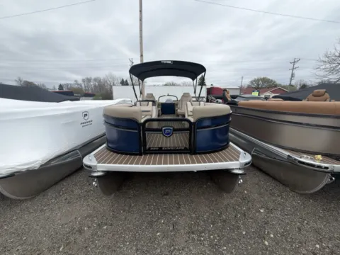 Another view of 2026 PREMIER SUNSCAPE 220 RF 150HP BUNK TRAILER for sale in Fargo, ND at McLaughlin's RV and Marine - Fargo