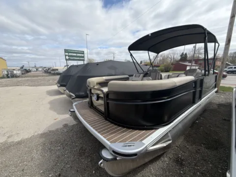 Unknown 2026 PREMIER SUNSCAPE 200 RL 90HP BUNK TRAILER for sale in Fargo, ND