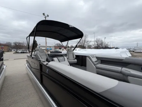 More photos of 2026 PREMIER SUNSCAPE 220 RF 150HP BUNK TRAILER at McLaughlin's RV and Marine - Fargo, ND