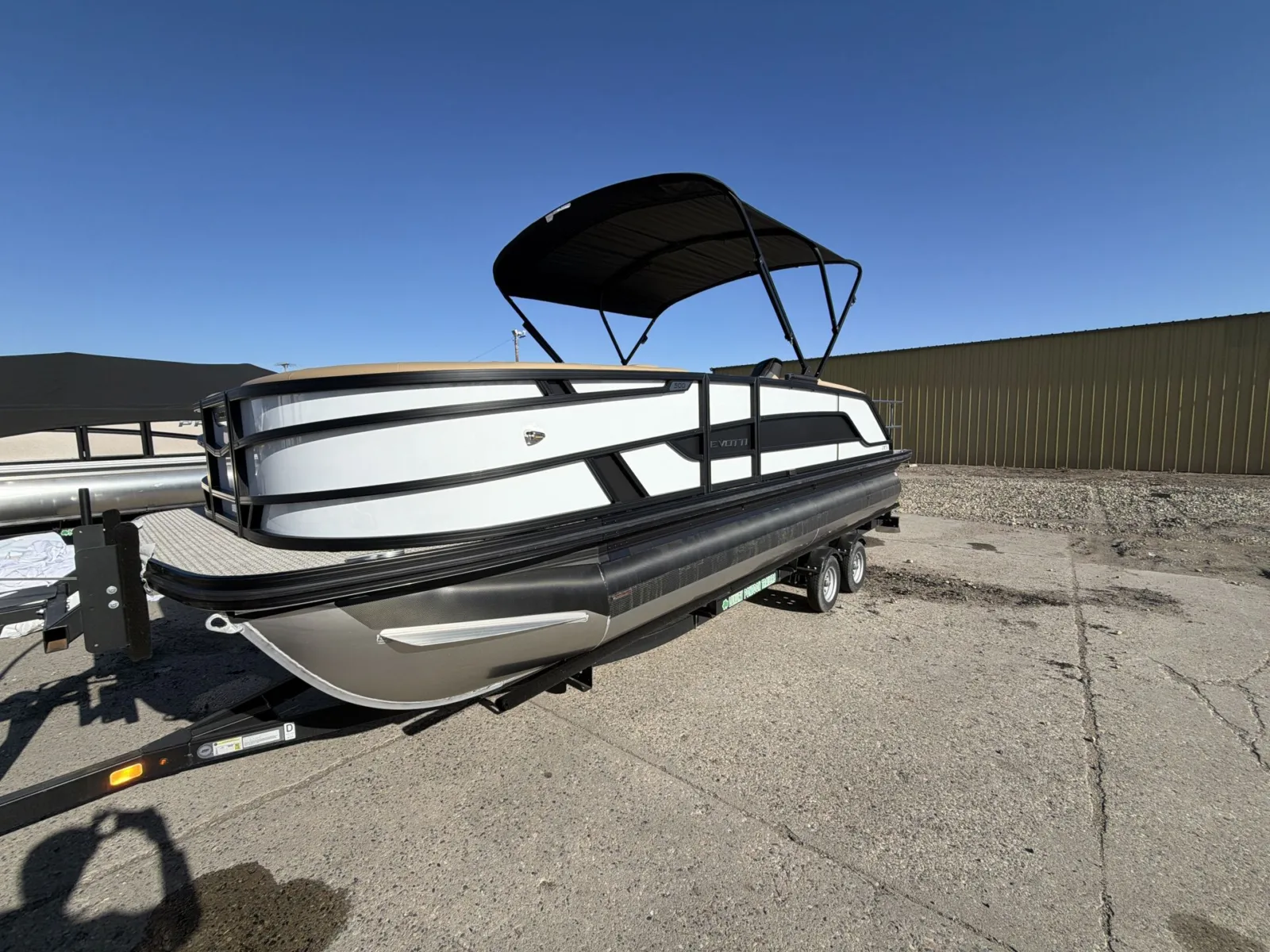 Unknown 2026 EVOTTI 500 SERIES 521 CS TRIPLE 200HP BUNK TRAILER for sale in Fargo, ND