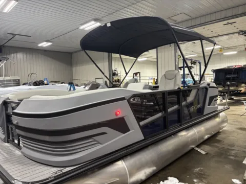 More photos of 2026 SYLVAN R SERIES R-20 LZ DH 90HP BUNK TRAILER at McLaughlin's RV and Marine - Fargo, ND