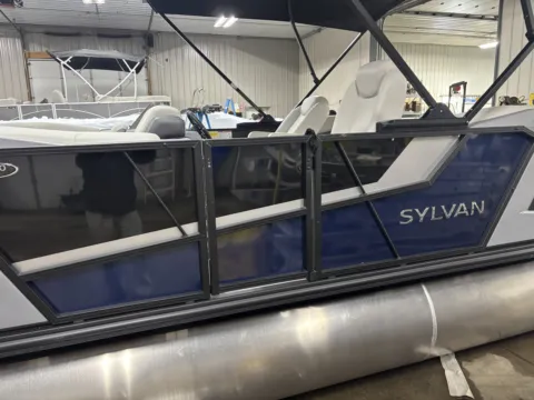More photos of 2026 SYLVAN R SERIES R-20 LZ DH 90HP BUNK TRAILER at McLaughlin's RV and Marine - Fargo, ND