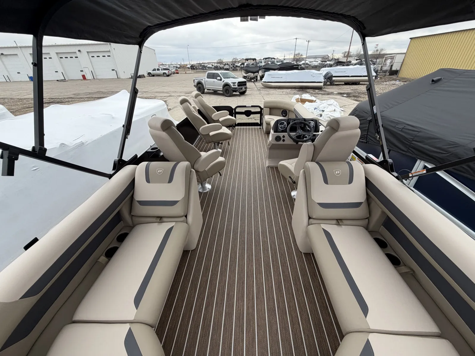 Photos of 2026 PREMIER SUNSCAPE 220 RF 150HP BUNK TRAILER for sale in Fargo, ND at McLaughlin's RV and Marine - Fargo