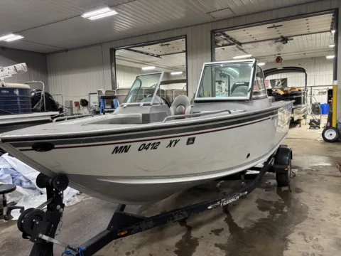 More photos of 2009 ALUMACRAFT TROPHY 185 150HP at McLaughlin's RV & Marine - Detroit Lakes, MN